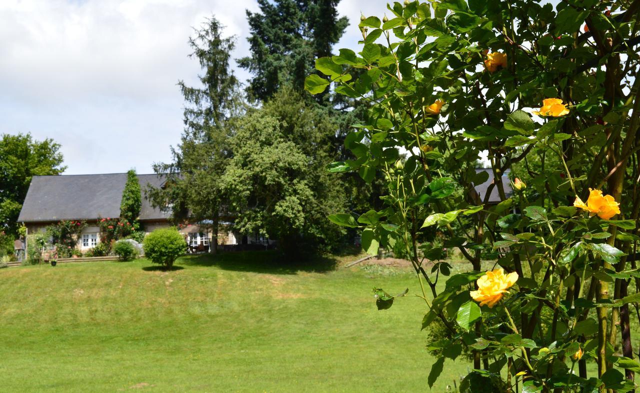 Gite la Baudrière Livaie Extérieur photo